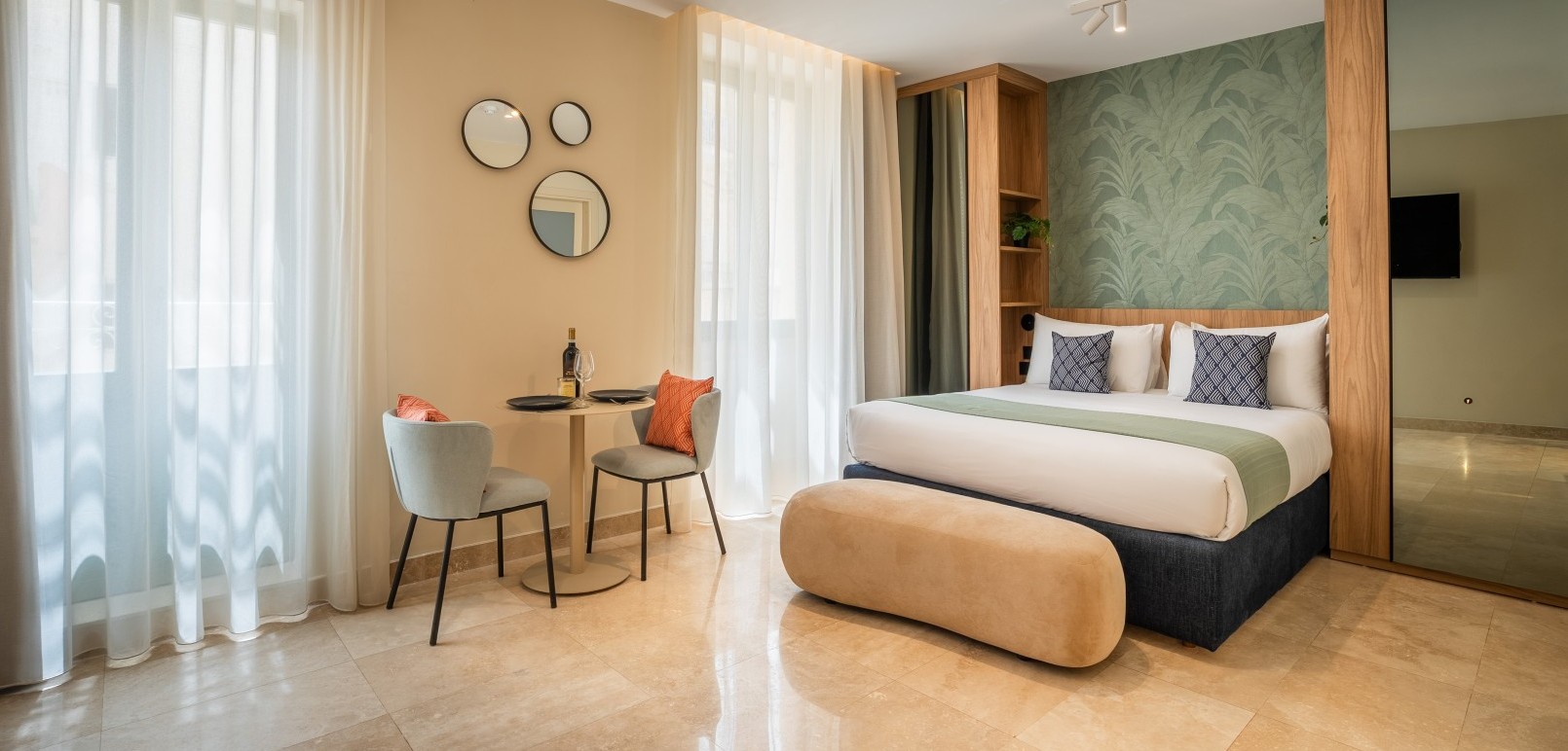 Suite 9